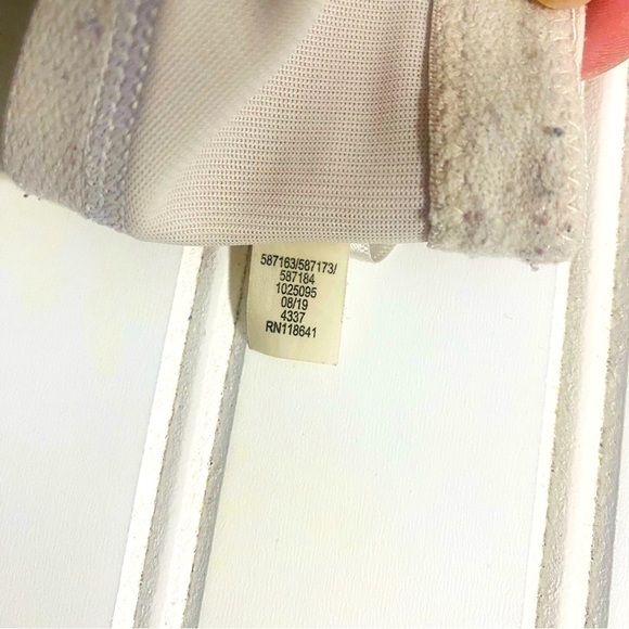 Cacique Boost Plunge Nude Colored Bra Size 46DD - Picture 6 of 7